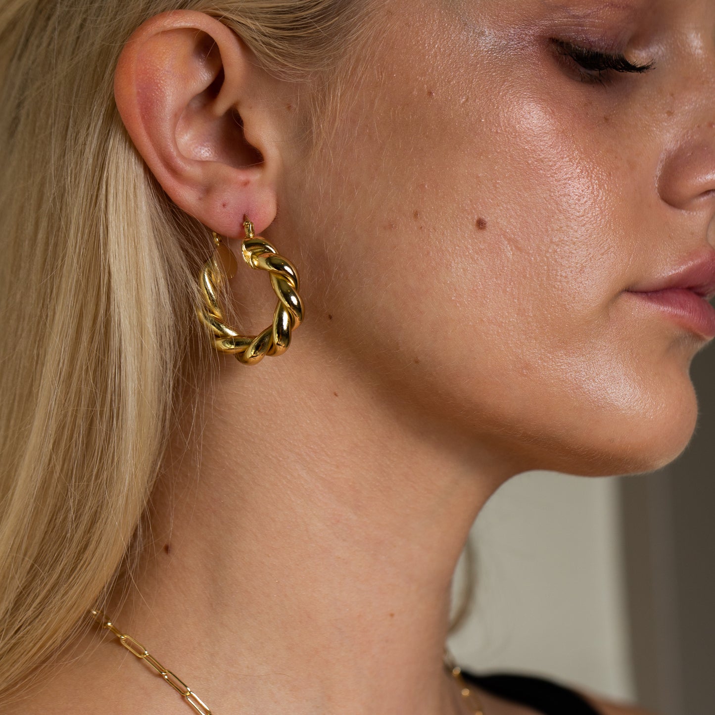 Londyn Hoop Earrings
